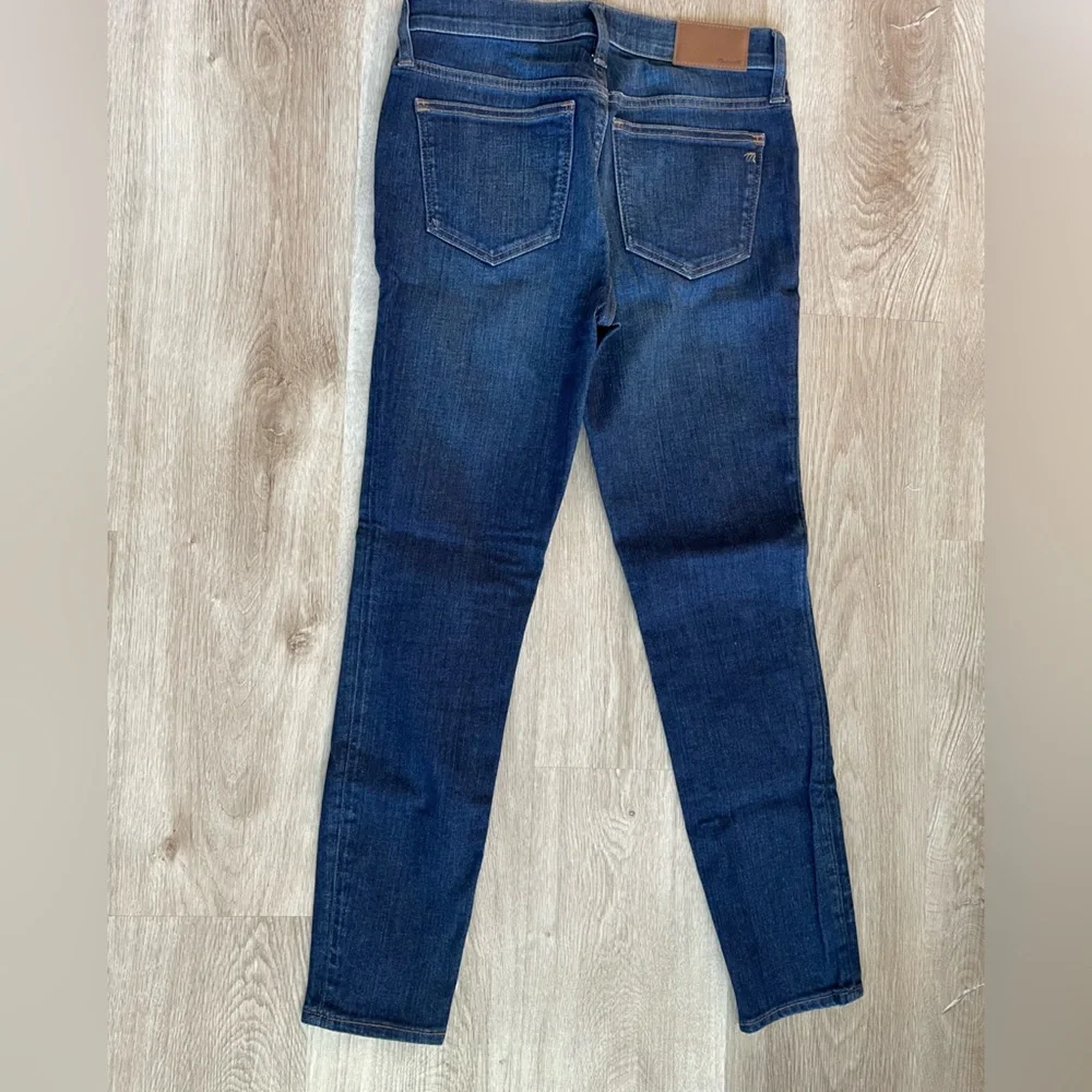 Madewell 8” rise skinny jeans. Size 25 petite. - Picture 4 of 5